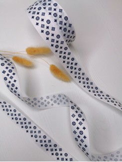 Лента репсовая с рисунком "Луи Витон" 2,5см. (белый/синий)